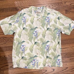 Tommy Bahama White Shirt with Green Leaves and Blue Floral Print XL